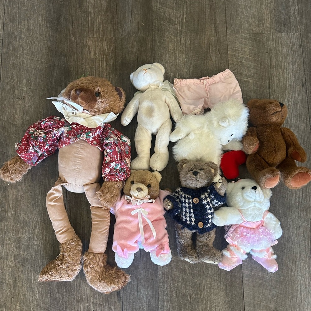 Hugfun Bear Dolls Plush bundle lot w/ Mongo Gorilla